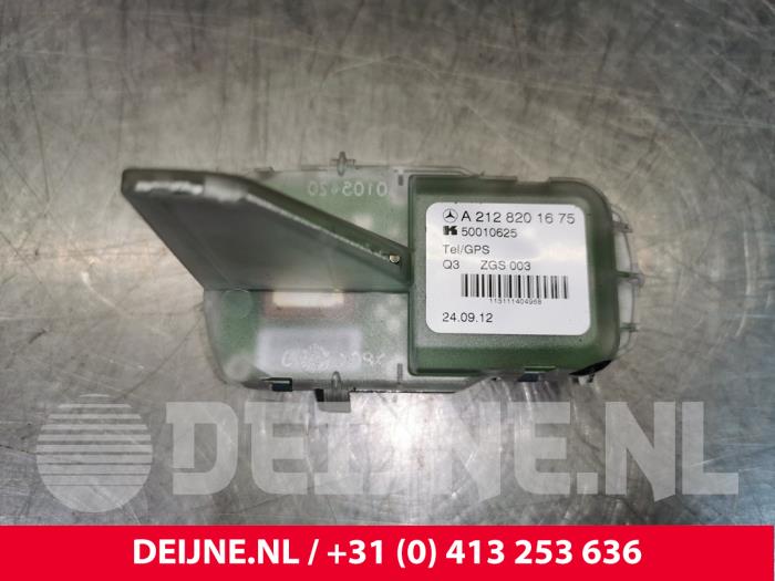 Mercedes ML-Klasse Antenne O108677