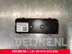 Mercedes ML-Klasse Switch O108740 photo 2