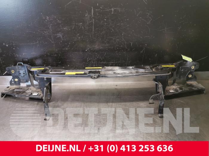 Volvo XC90 Front panel O108754