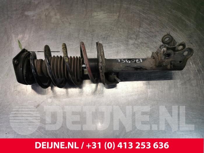 Mercedes A-Klasse Front shock absorber rod, right O108764