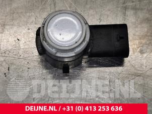 Gebruikte PDC Sensor Tesla Model 3 Long Range AWD 75 kWh Prijs € 42,35 Inclusief btw aangeboden door van Deijne Onderdelen Uden B.V.