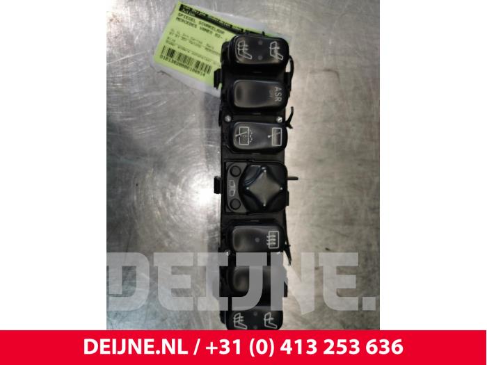 Mercedes Vaneo Mirror switch O108914