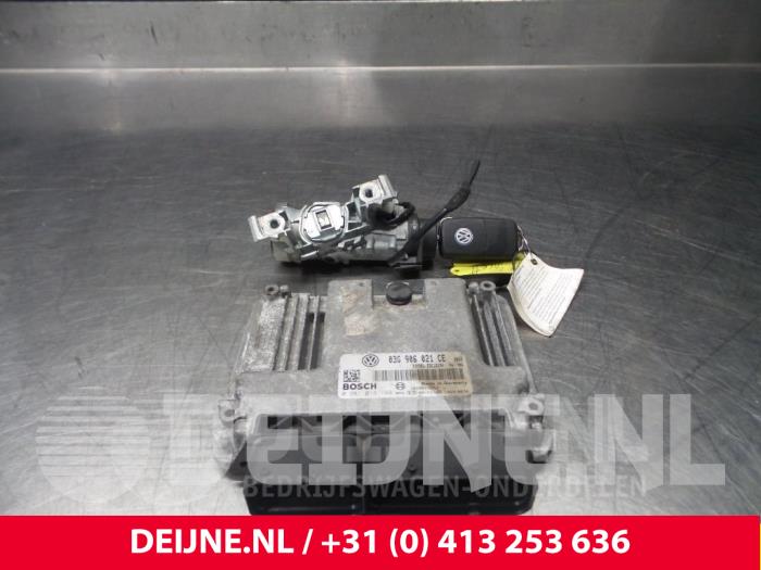 Volkswagen Eos Engine management computer O108989