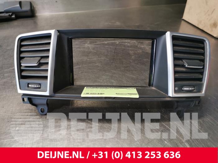 Mercedes GLE Luchtrooster Dashboard O109181