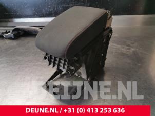 Volkswagen Golf Armleuning O109197 foto 2