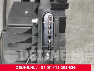 Ford Transit Courier Sliding door lock mechanism, right O109234 photo 3