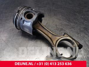 Peugeot Expert Kolben O109334 foto 2