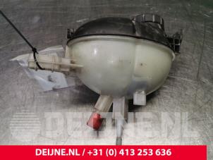 Mercedes C-Klasse Ausgleichsbehälter O109426 foto 3
