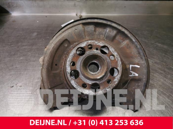 Mercedes C-Klasse Knuckle, rear left O109440