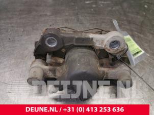 Mercedes C-Klasse Rear brake calliper, left O109446 photo 2