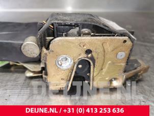 Volvo 850 Deurslot Mechaniek 4Deurs links-achter O109471 foto 2