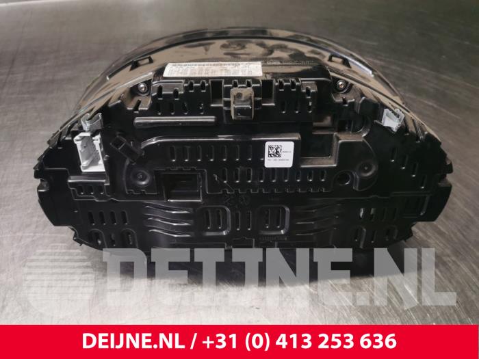 Mercedes C-Klasse Tacho - Kombiinstrument KM O109729