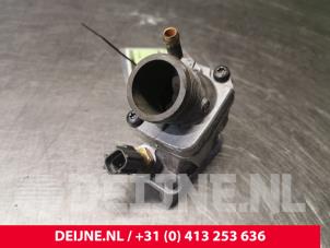 Gebruikte Thermostaathuis Volvo XC90 I 2.5 T 20V Prijs € 30,00 Margeregeling aangeboden door van Deijne Onderdelen Uden B.V.