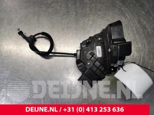 Volvo V50 Türschlossmechanik 4-türig links hinten O109787 foto 3