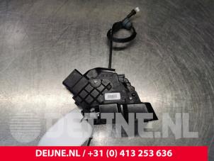 Volvo V50 Türschlossmechanik 4-türig links hinten O109787 foto 2