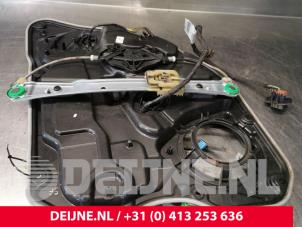 Volvo V60 Ruitmechaniek 4Deurs links-achter O109889 foto 3