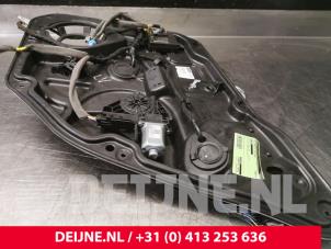 Volvo V60 Ruitmechaniek 4Deurs links-voor O109890 foto 3