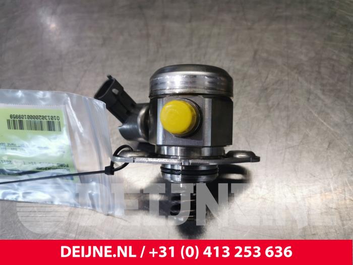 Gebruikte Hogedrukpomp Ford Focus 3 Wagon 1.6 SCTi 16V Prijs € 125,00 Margeregeling aangeboden door van Deijne Onderdelen Uden B.V.