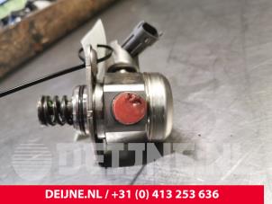 Volvo V40 High pressure pump O109989 photo 3