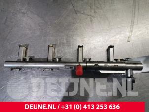 Volvo V40 Einspritzdüse (Einspritzer) O109990 foto 2