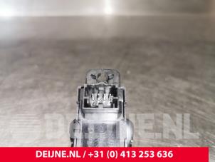 Fiat 500 Electric window switch O110058 photo 3