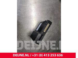 Peugeot 108 Central door locking module O110151 photo 2