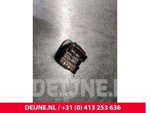 Peugeot 108 Mirror switch O110196 photo 2