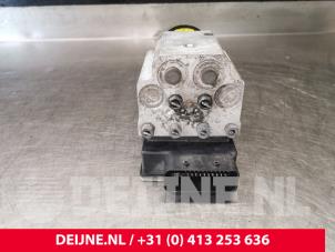 Gebruikte ABS Pomp Opel Vectra Prijs € 75,00 Margeregeling aangeboden door van Deijne Onderdelen Uden B.V.