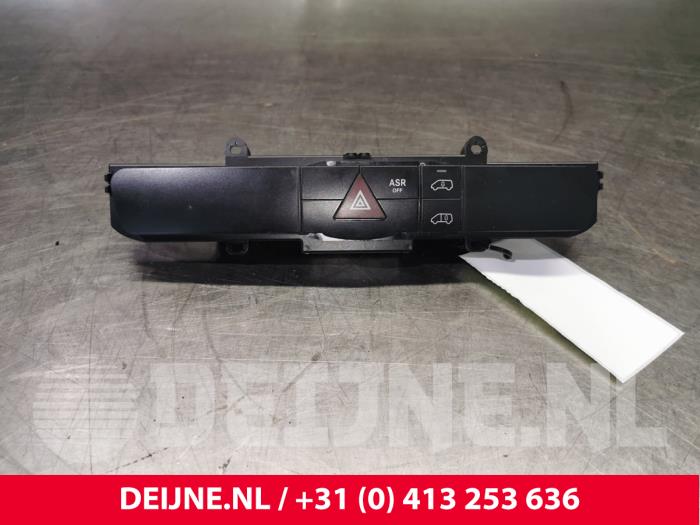 Mercedes Sprinter Panic lighting switch O110290
