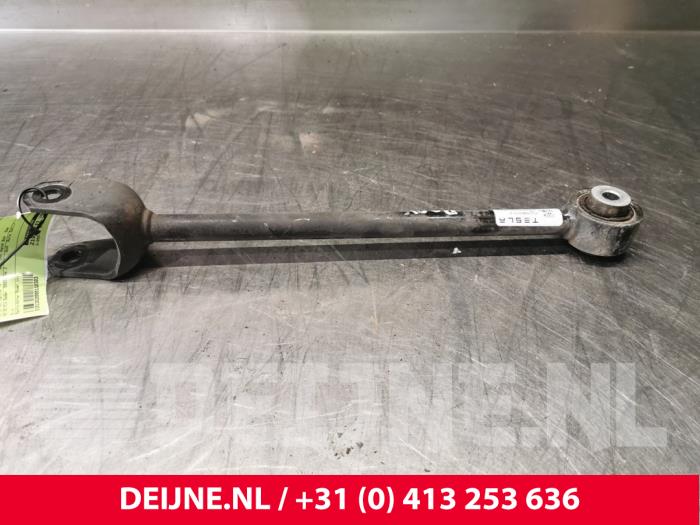 Tesla Model 3 Draagarm onder rechts-achter O110303