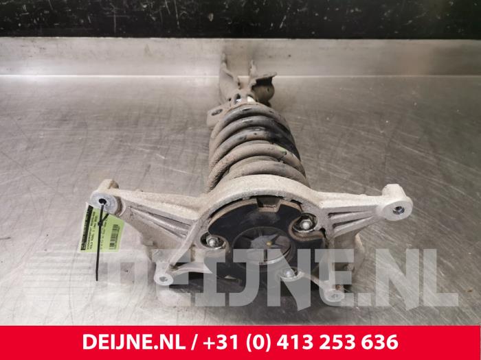 Tesla Model 3 Schokdemperpoot rechts-voor O110327