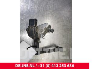 Tesla Model 3 Xenon height adjustment O110351 photo 2