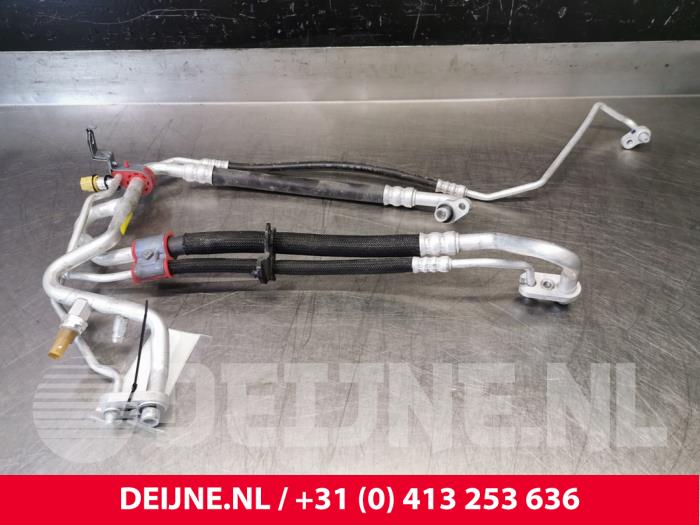 Tesla Model 3 Klima Leitung O110394
