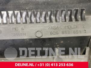 Volkswagen Polo Grille O110460 foto 3
