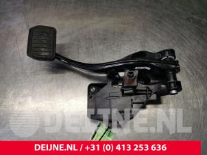 Tesla Model 3 Rempedaal O110561 foto 3