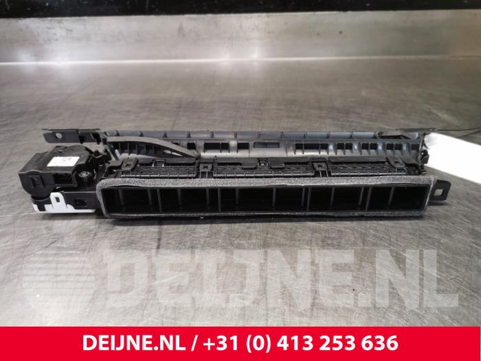 Tesla Model 3 Luftgitter Armaturenbrett O110573