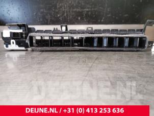 Tesla Model 3 Luchtrooster Dashboard O110574 foto 2