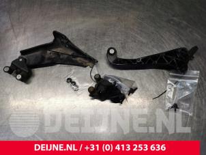 Citroen Berlingo Schuifdeurrol rechts O110597 foto 2