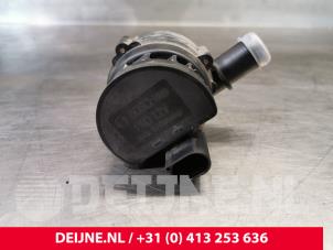 Opel Movano Additional water pump O110661 photo 3