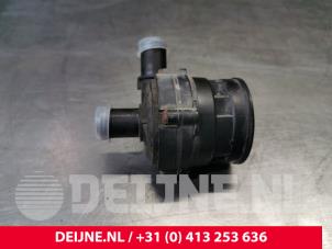 Opel Movano Additional water pump O110661 photo 2