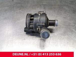 Opel Movano Zusätzliche Wasserpumpe O110662 foto 3