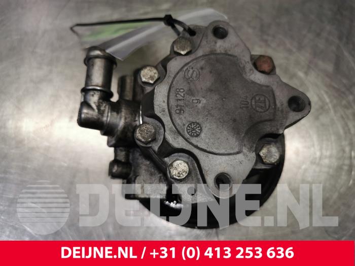 Audi A6 Lenkkraftverstärker Pumpe O110725