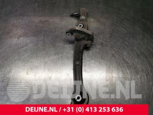 Audi A6 Querlenker unten links vorne O110733 foto 2