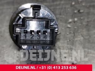 Mercedes E-Klasse Lichtsensor O110766 foto 3