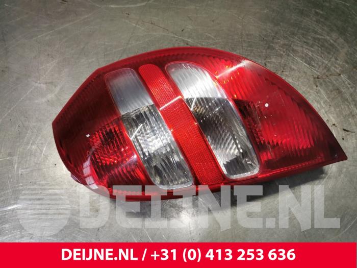 Mercedes A-Klasse Achterlicht rechts O110834
