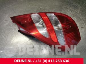 Mercedes A-Klasse Taillight, right O110834 photo 2