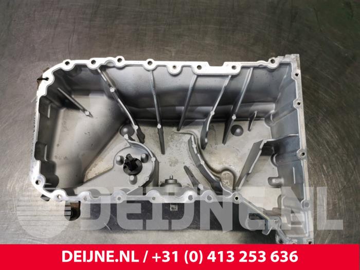 Gebruikte Carterpan Volkswagen Transporter T5 2.5 TDi Prijs € 108,90 Inclusief btw aangeboden door van Deijne Onderdelen Uden B.V.