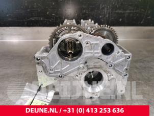 Mercedes Sprinter Cylinder head O110948 photo 3