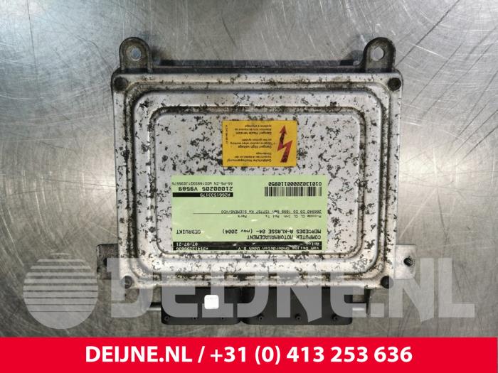 Mercedes A-Klasse Engine management computer O110950