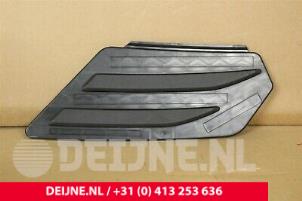 Nieuwe Bumper Rooster Volkswagen Crafter Prijs € 30,25 Inclusief btw aangeboden door van Deijne Onderdelen Uden B.V.